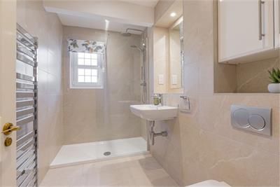 14/3 Hillpark Court, Blackhall, Edinburgh, EH4 7BE - image 12