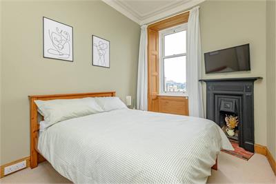 13/8 Roseneath Street, Marchmont, Edinburgh, EH9 1JH - image 12