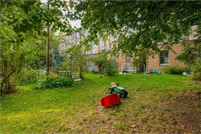 13/8 Roseneath Street, Marchmont, Edinburgh, EH9 1JH - image 25