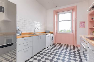 13/8 Roseneath Street, Marchmont, Edinburgh, EH9 1JH - image 6