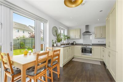 7 Martin Street, Burdiehouse, Edinburgh, EH17 8GB - image 4