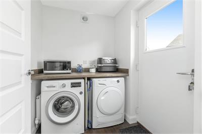 7 Martin Street, Burdiehouse, Edinburgh, EH17 8GB - image 7