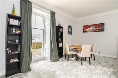 3 Broomlands House, Ednam Road Kelso, TD5 7SW - image 4