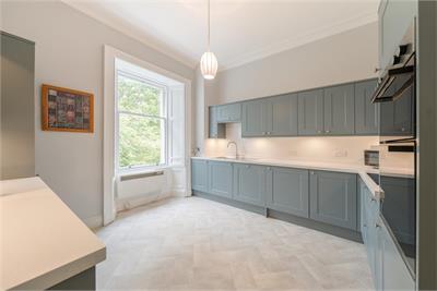 3 Broomlands House, Ednam Road Kelso, TD5 7SW - image 8