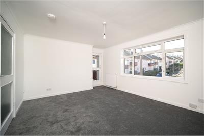 7/4 Lady Nairne Crescent, Willowbrae, Edinburgh, EH8 7PE - image 3
