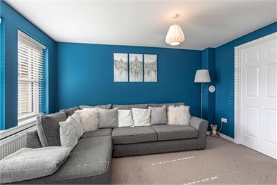 1 Knoll Park Mews, Galashiels, TD1 2ET - image 3