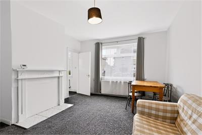 58 Parkhead View, Sighthill, Edinburgh, EH11 4RT - image 2