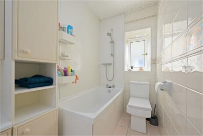 38 Brucefield Avenue First Floor Left, Dunfermline, KY11 4SX - image 11