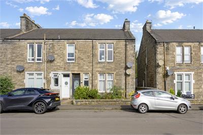 38 Brucefield Avenue First Floor Left, Dunfermline, KY11 4SX - image 1