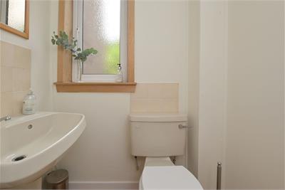23 Buckstone Crescent, Edinburgh, EH10 6PJ - image 26
