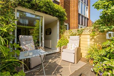 2 Upper Cramond Court, Edinburgh, EH4 6RQ - image 28