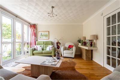 2 Upper Cramond Court, Edinburgh, EH4 6RQ - image 7