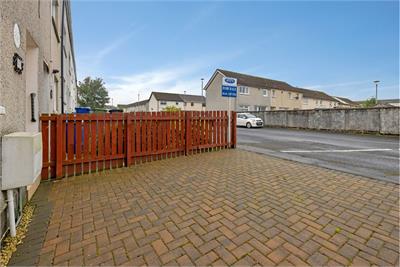 17 Heron Place, Johnstone, PA5 0RW - image 3