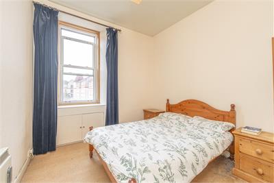 19/11 Stewart Terrace, Edinburgh, EH11 1UP - image 9