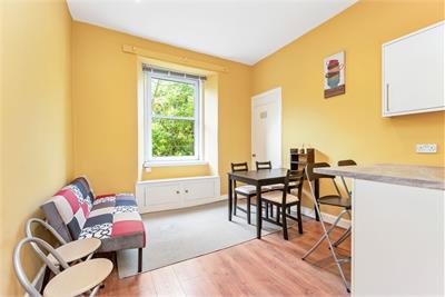 10/9 Springwell Place, Dalry, Edinburgh, EH11 2JA - image 2