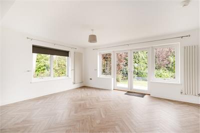 26 Hawthorn Gardens, Loanhead, EH20 9EG - image 2