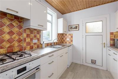 29 Featherhall Crescent South, Edinburgh, EH12 7UL - image 6