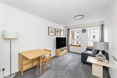 7/9 Murano Place, Leith, Edinburgh, EH7 5HH - image 2