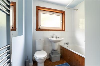 54 Baberton Mains Way, Edinburgh, EH14 3HJ - image 17