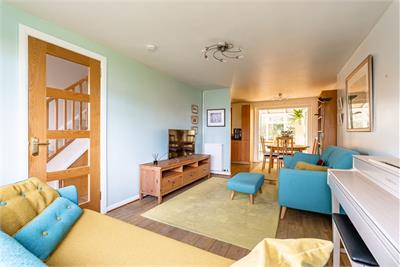 54 Baberton Mains Way, Edinburgh, EH14 3HJ - image 3