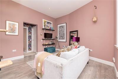 20 Constitution Street, Leith, EH6 7BT - image 2