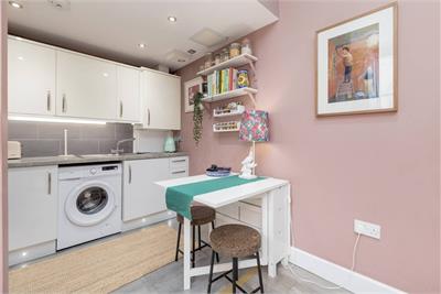 20 Constitution Street, Leith, EH6 7BT - image 8
