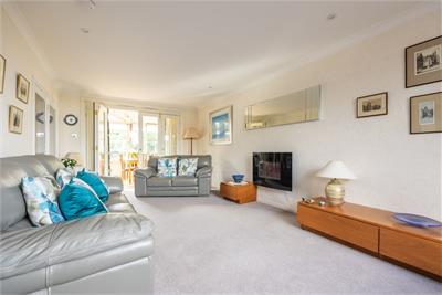 11 Cramond Gardens, Cramond, EH4 6PT - image 2