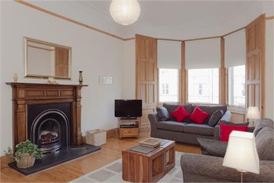 9/4 Spottiswoode Road, Marchmont, Edinburgh, EH9 1BH - image 1