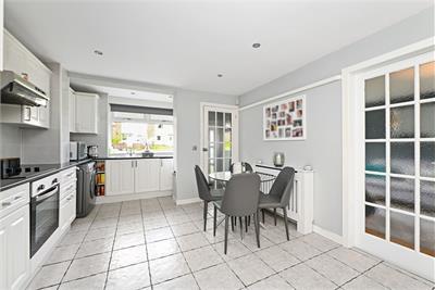 28 Drum Crescent, Gilmerton, Edinburgh, EH17 7DZ - image 4