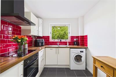 51/3 Dundee Terrace, Polwarth, Edinburgh, EH11 1DP - image 5