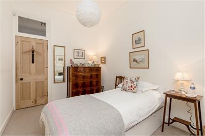 74 Falcon Avenue, Edinburgh, EH10 4AW - image 11