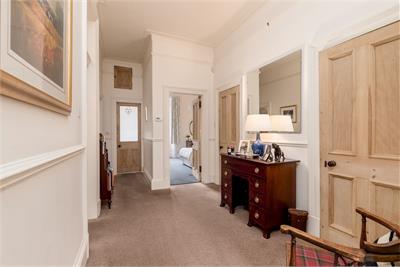 74 Falcon Avenue, Edinburgh, EH10 4AW - image 14