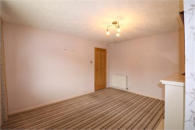 38 Woodley Court, Cargenbridge, Dumfries, DG2 8PH - image 4