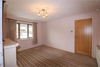 38 Woodley Court, Cargenbridge, Dumfries, DG2 8PH - image 5