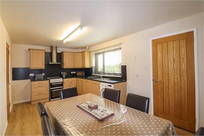38 Woodley Court, Cargenbridge, Dumfries, DG2 8PH - image 6