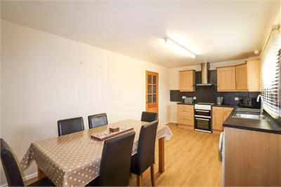 38 Woodley Court, Cargenbridge, Dumfries, DG2 8PH - image 9