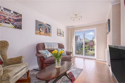 16 Carswell Place, Dunfermline, KY12 9YJ - image 4