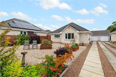 22 Osborne Drive, Kincardine, Alloa, FK10 4RZ - image 1