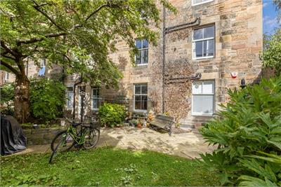 4 (3F2), Sciennes House Place, Sciennes, Edinburgh, EH9 1NW - image 13