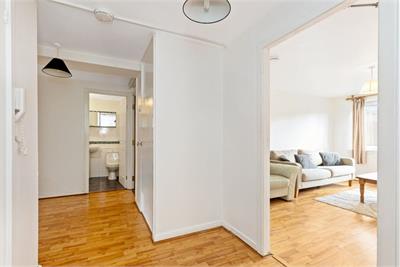 5/5 Gordon Street, Edinburgh, EH6 8NN - image 11