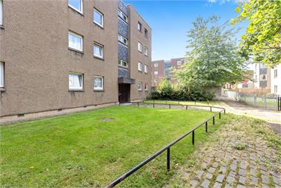 5/5 Gordon Street, Edinburgh, EH6 8NN - image 15