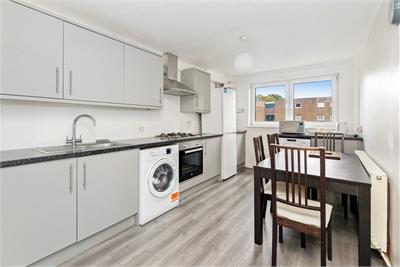5/5 Gordon Street, Edinburgh, EH6 8NN - image 4
