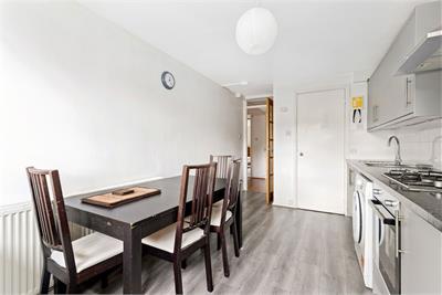 5/5 Gordon Street, Edinburgh, EH6 8NN - image 5