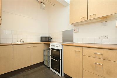 11/4 Rodney Street, Canonmills, EH7 4EN - image 7