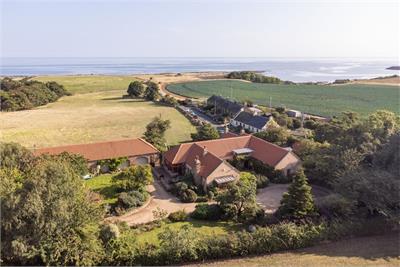 Orchard House, Skateraw, Dunbar, East Lothian, EH42 1QR - image 1