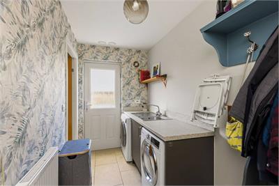 3 Stair Place, Kirkliston, Edinburgh, EH29 9GL - image 13