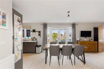 3 Stair Place, Kirkliston, Edinburgh, EH29 9GL - image 6