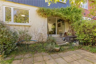 36 Meadowfield Drive, Duddingston, Edinburgh, EH8 7LX - image 18