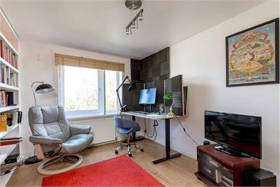 36 Meadowfield Drive, Duddingston, Edinburgh, EH8 7LX - image 9