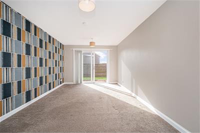 8 Meadowfield, Dalgety Bay, KY11 9UT - image 3